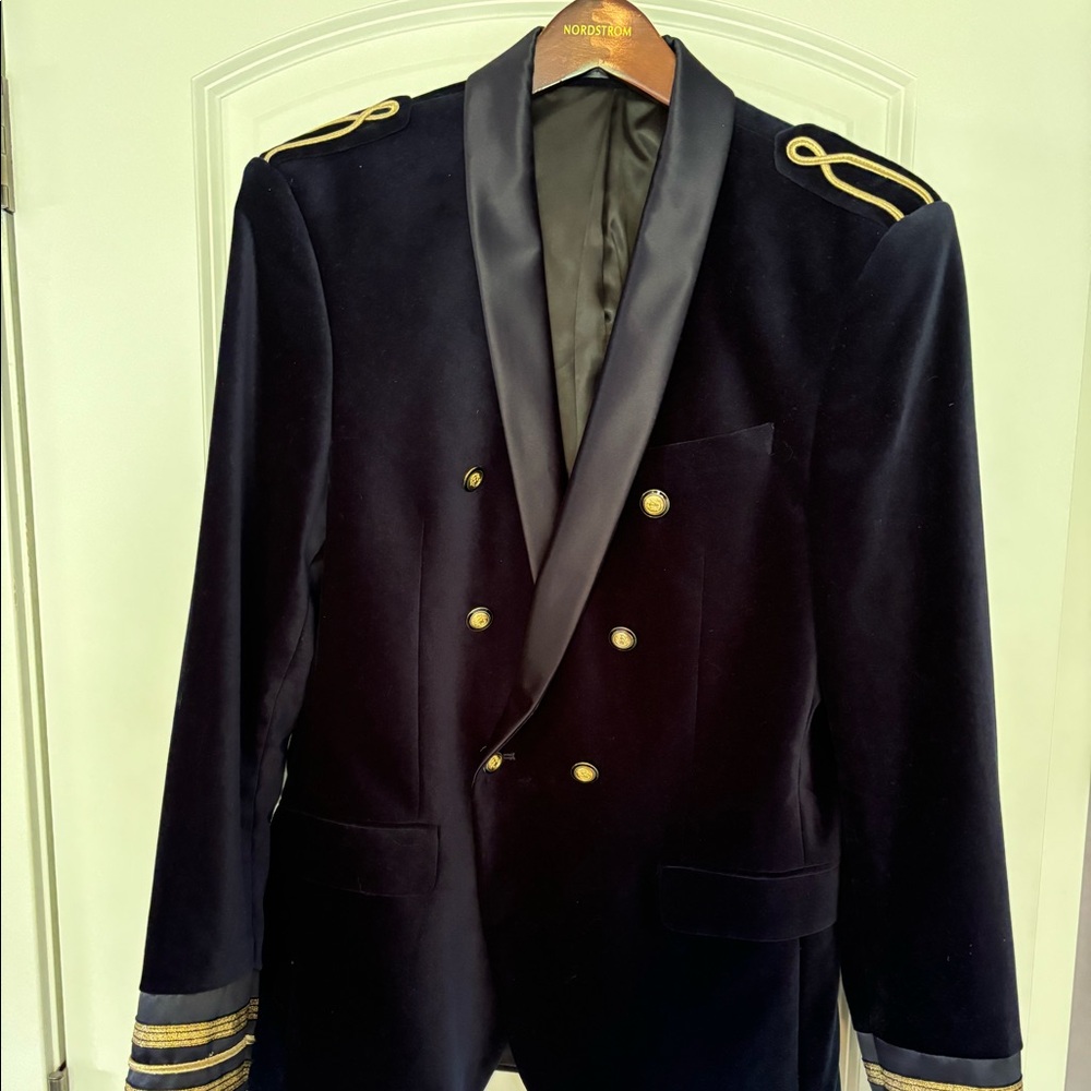 Zara Man velvet sailor’s blazer